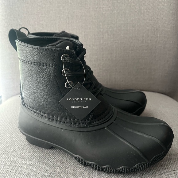 NWT London Fog Duck Boots. Size 13 - Picture 3 of 11